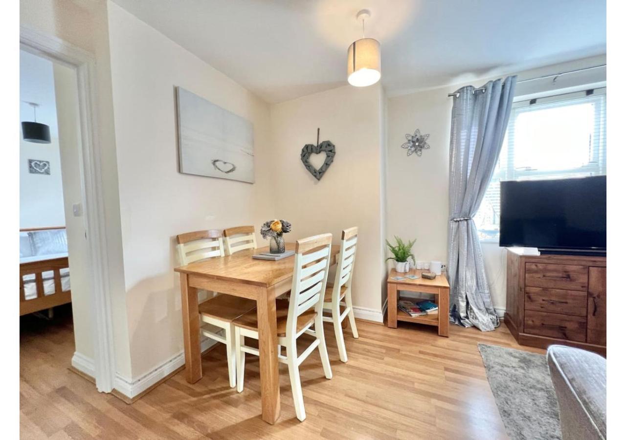 1 Captain'S Rest Modern 2 Bedroom Brixham Harbour Flat Exterior photo