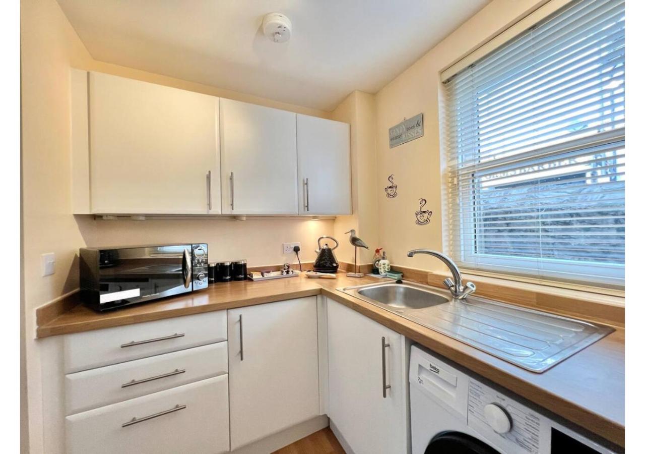 1 Captain'S Rest Modern 2 Bedroom Brixham Harbour Flat Exterior photo